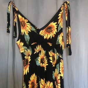 V-neck sunflower dress